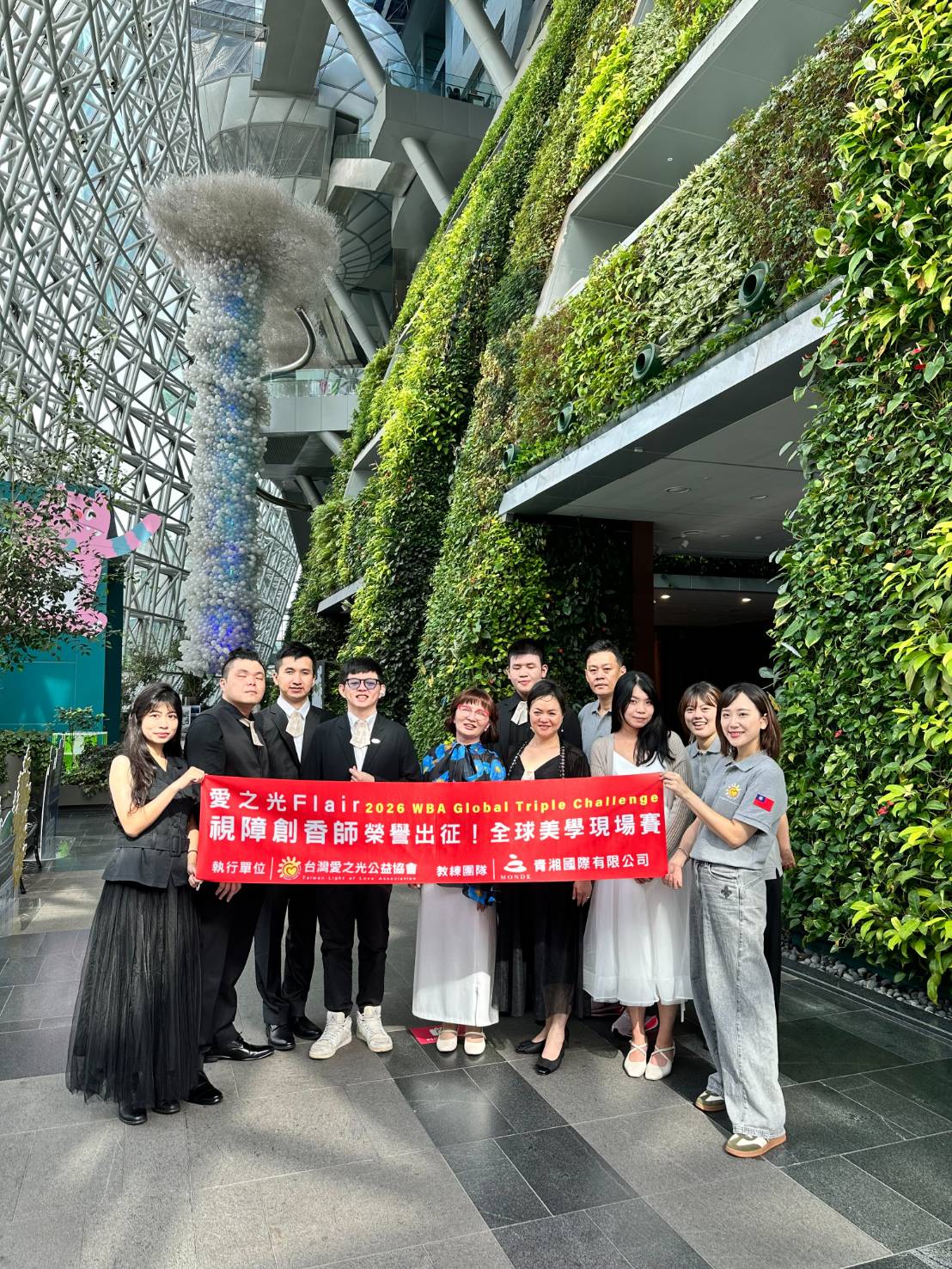 用嗅覺看見世界：台灣視障創香師首爾奪雙冠，譜寫最動人的香氣樂章